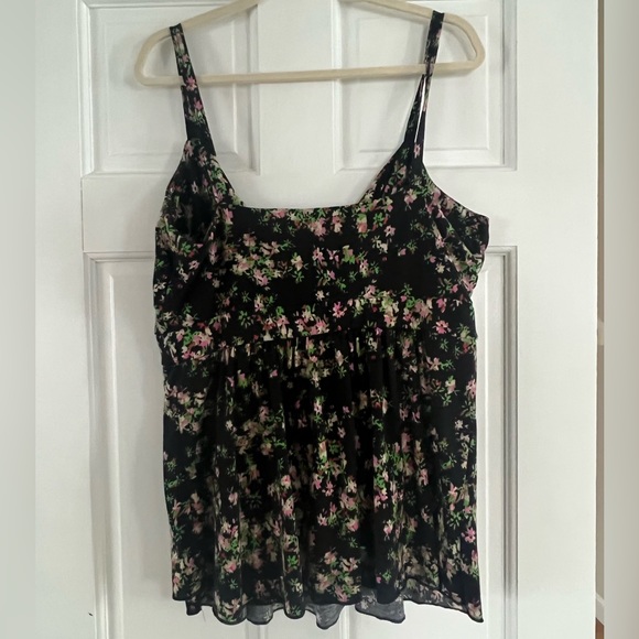 Floral Tank top - Picture 2 of 2